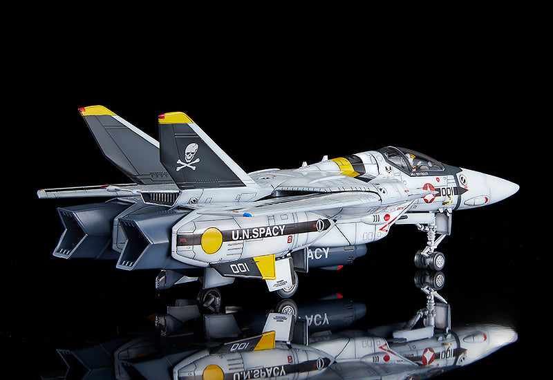 PLAMAX VF-1S Fighter Valkyrie (Roy Focker Custom)