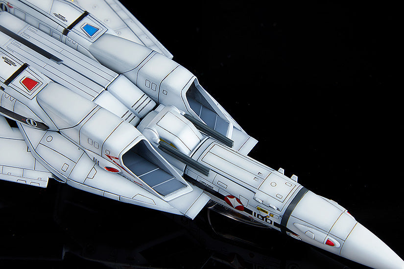 PLAMAX VF-1S Fighter Valkyrie (Roy Focker Custom)