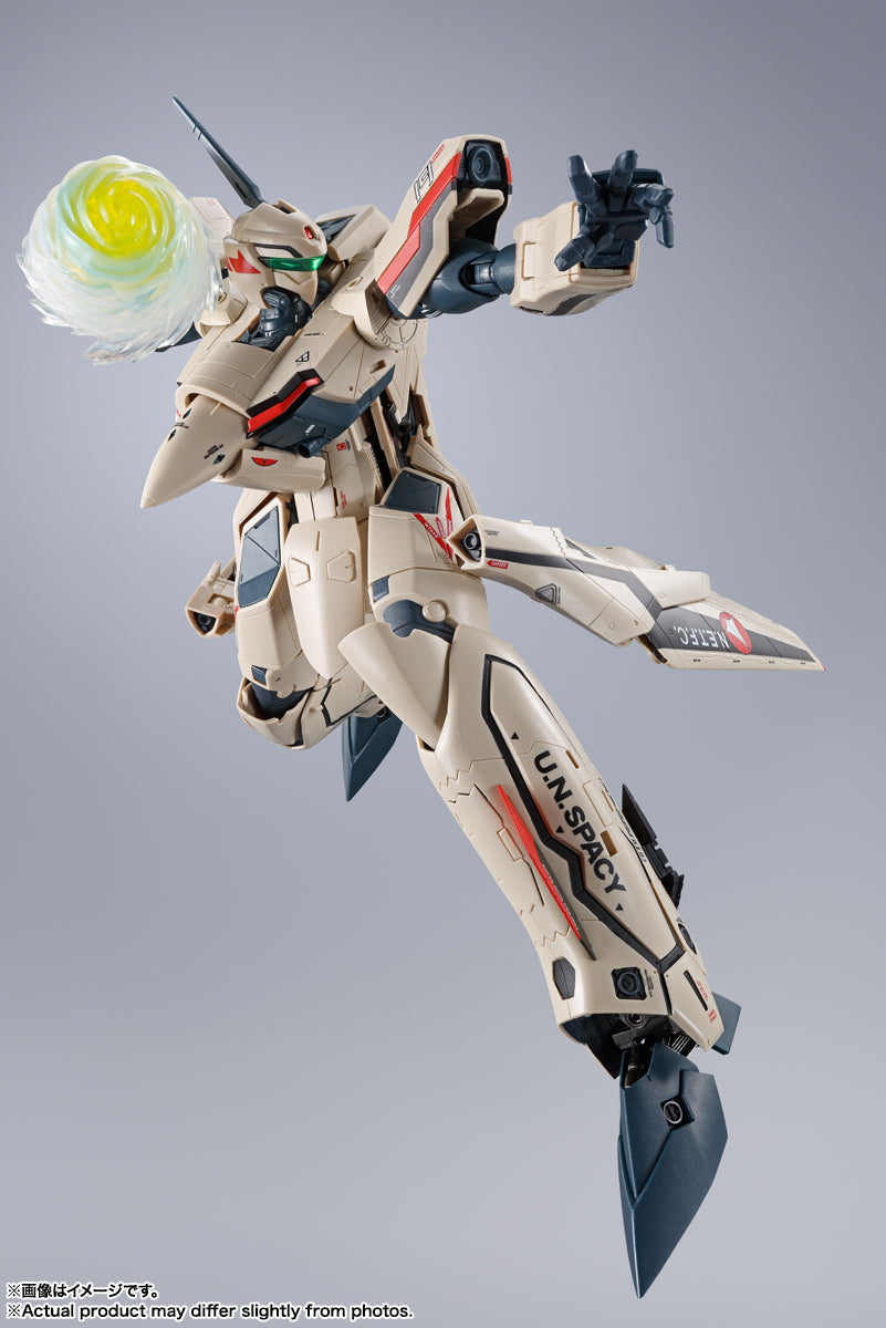 DX Chogokin YF-19 Excalibur (Isamu Dyson Fighter)