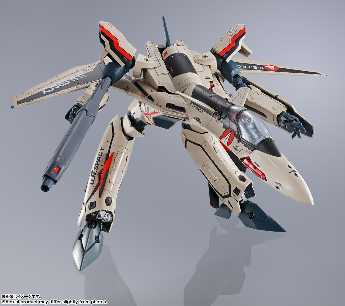 DX Chogokin YF-19 Excalibur (Isamu Dyson Fighter)