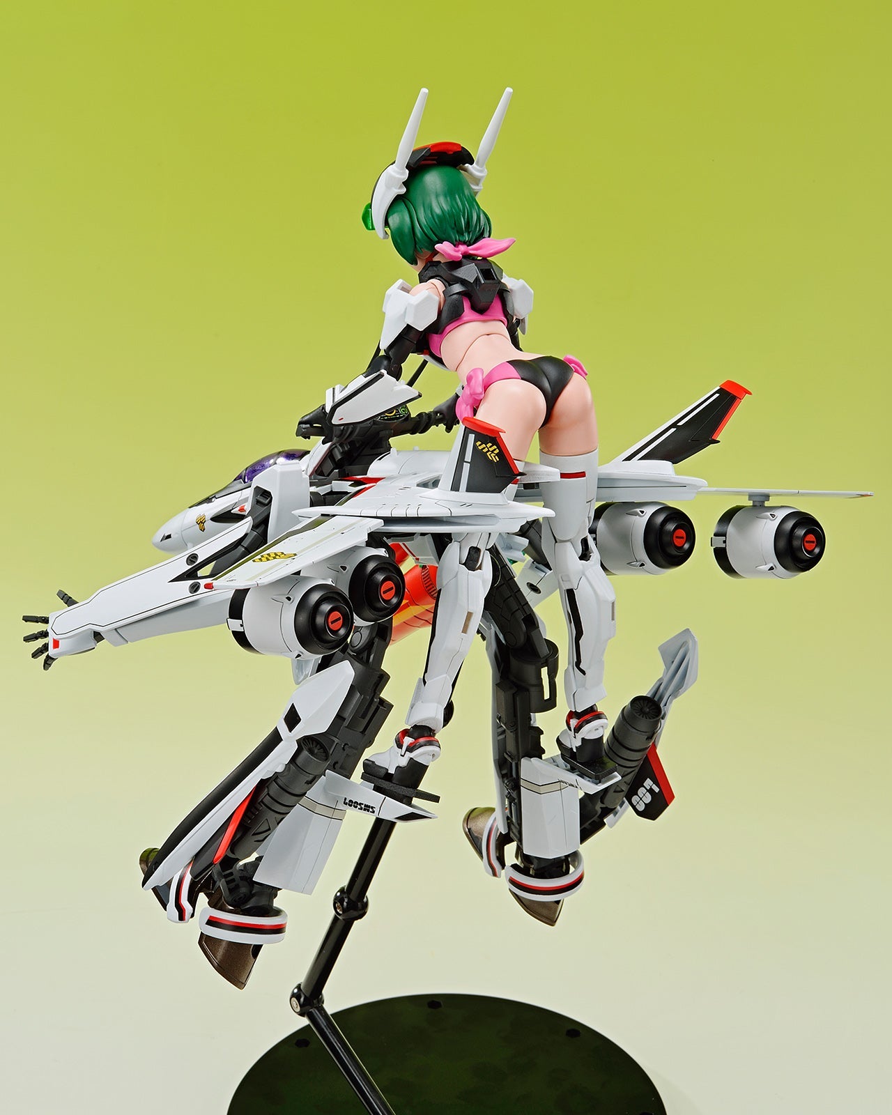 V.F.G. VF-25F Messiah Ranka Lee Model Kit