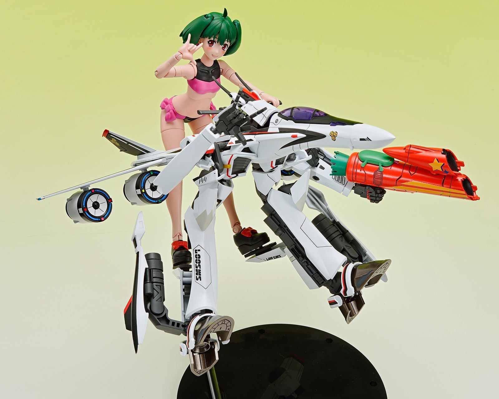 V.F.G. VF-25F Messiah Ranka Lee Model Kit