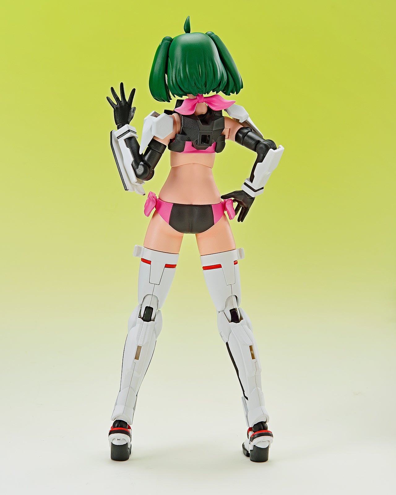 V.F.G. VF-25F Messiah Ranka Lee Model Kit