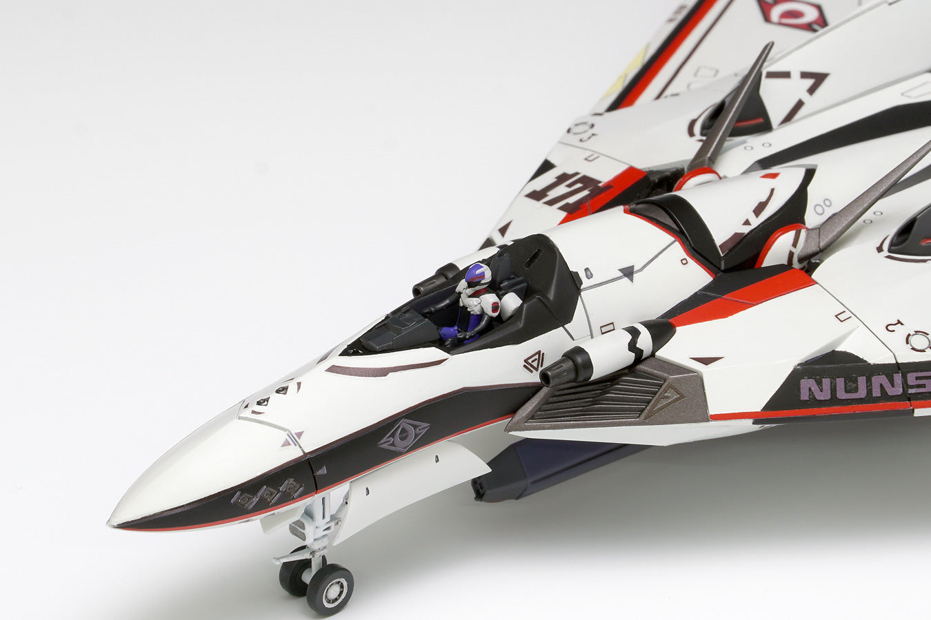 Macross VF-171EX Nightmare Plus EX (Alto Custom)