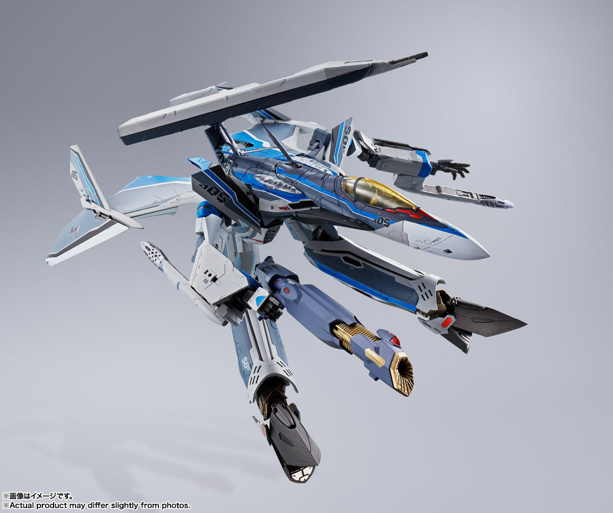 DX Chogokin VF-31AX Kairos Plus (Hayate Immelmann)