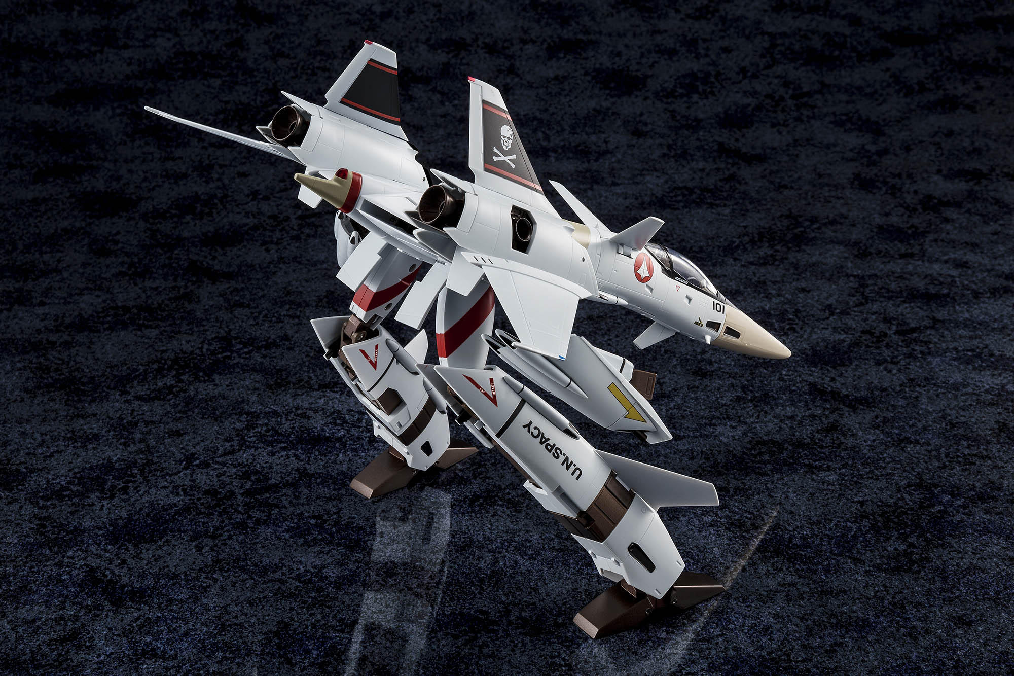 Macross Arcadia 1/60 VF-4A Lightning III Ichijyo Hikaru Model