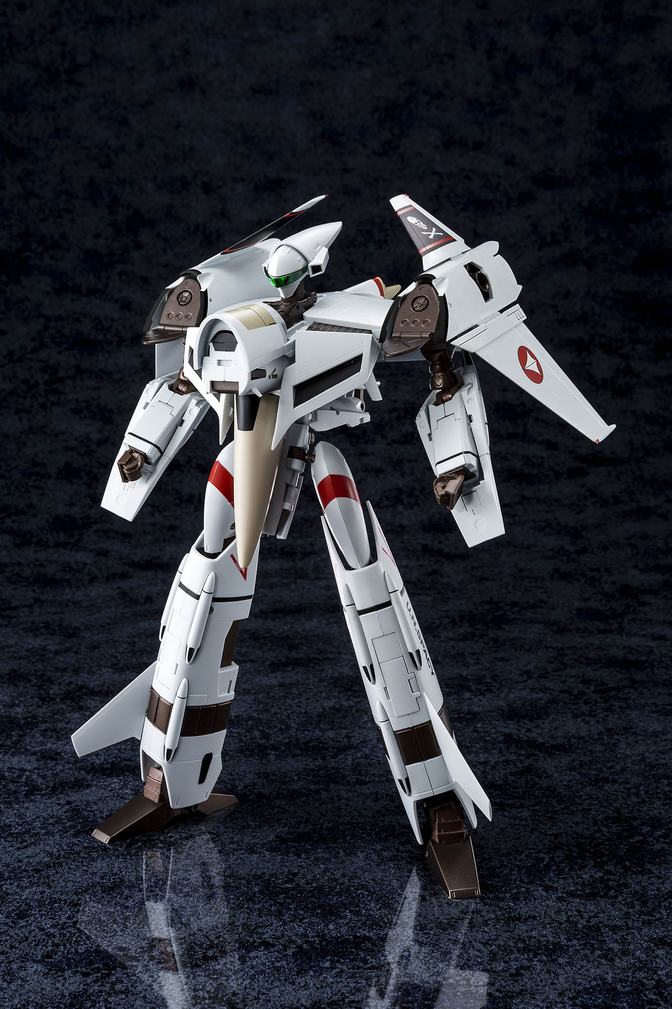 Macross Arcadia 1/60 VF-4A Lightning III Ichijyo Hikaru Model