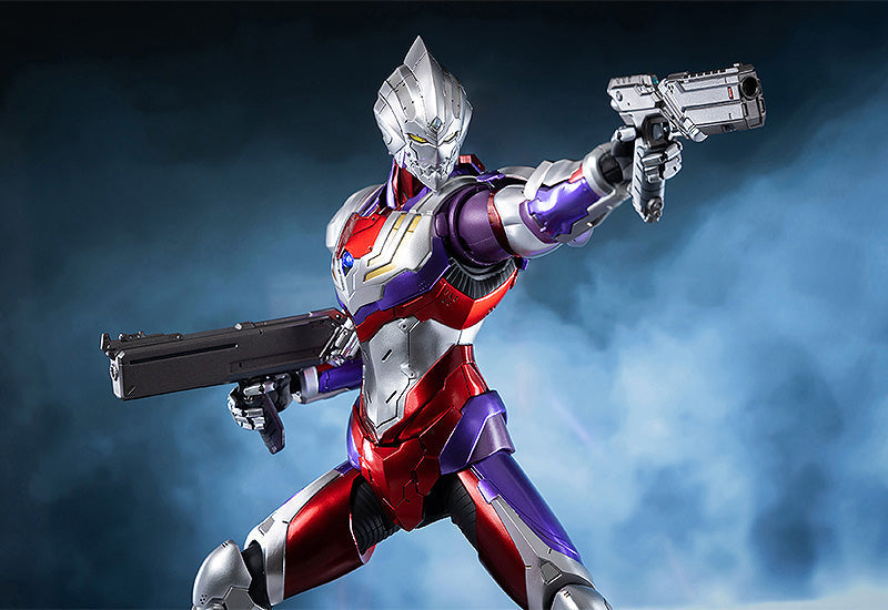 FigZero Ultraman Tiga Suit