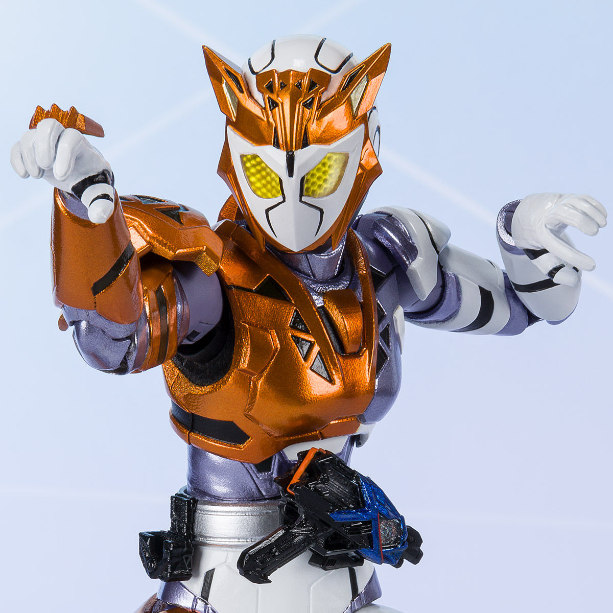 SH Figuarts Kamen Rider Valkyrie Rushing Cheetah