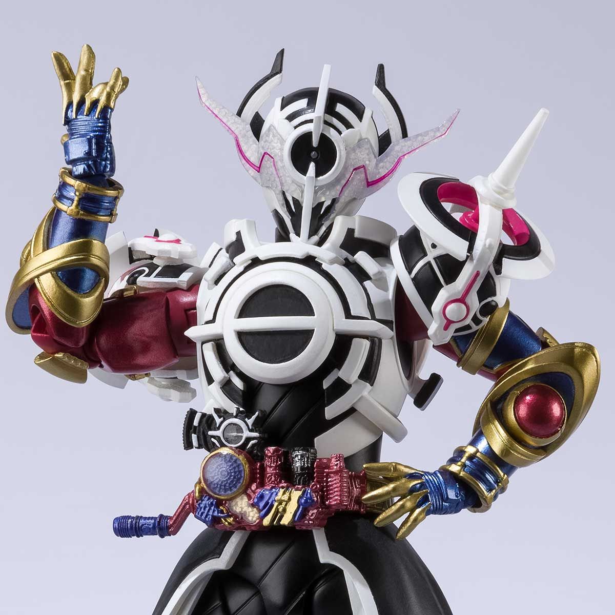 SH Figuarts Kamen Rider EVOL Black Hole Form (Phase 4)