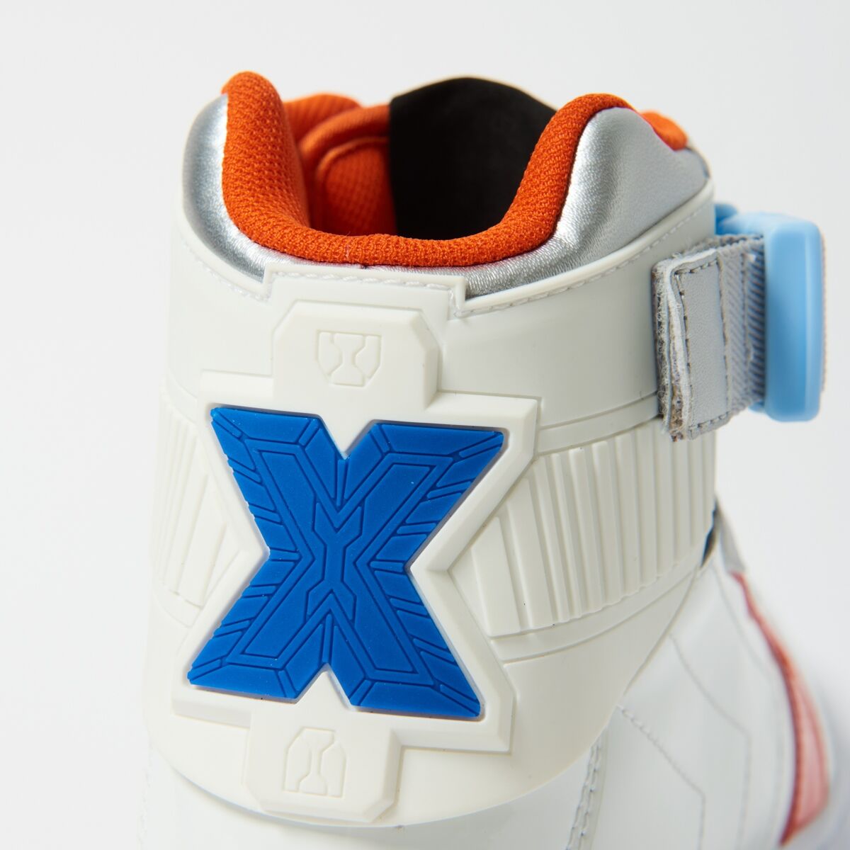 Kamen Rider Fourze Henshin by Kamen Rider Sneakers