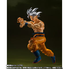 SH Figuarts Son Goku Ultra Instinct - Toyotaro Edition