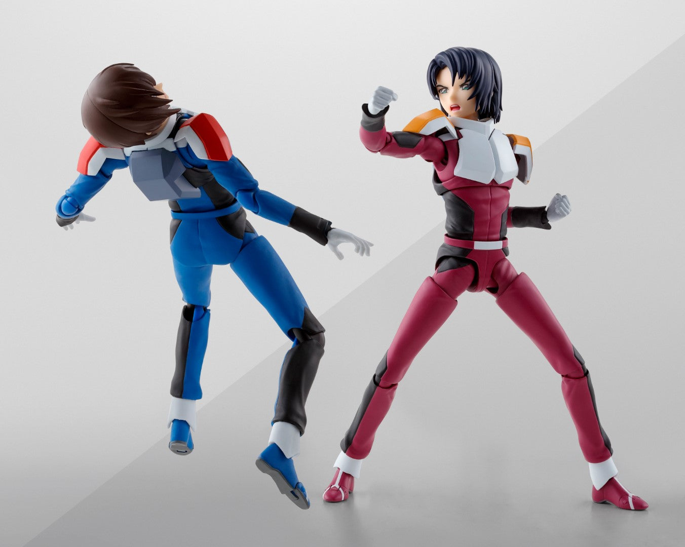 SH Figuarts Athrun Zala (Compass Pilot Suit Ver)