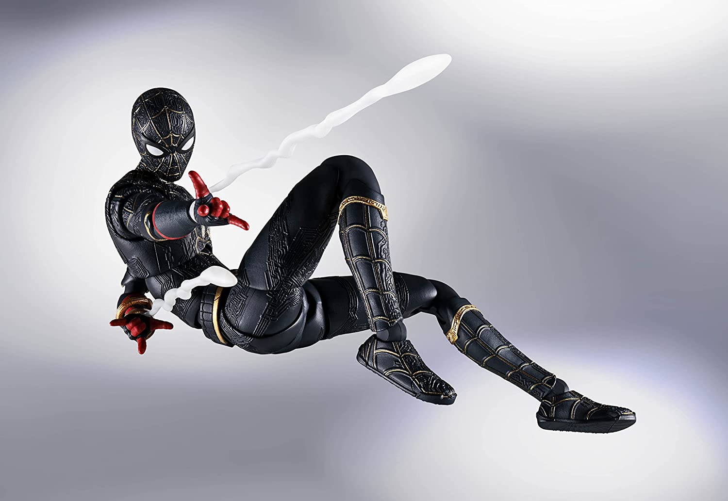 SH Figuarts Spider-Man No Way Home Black & Gold Suit