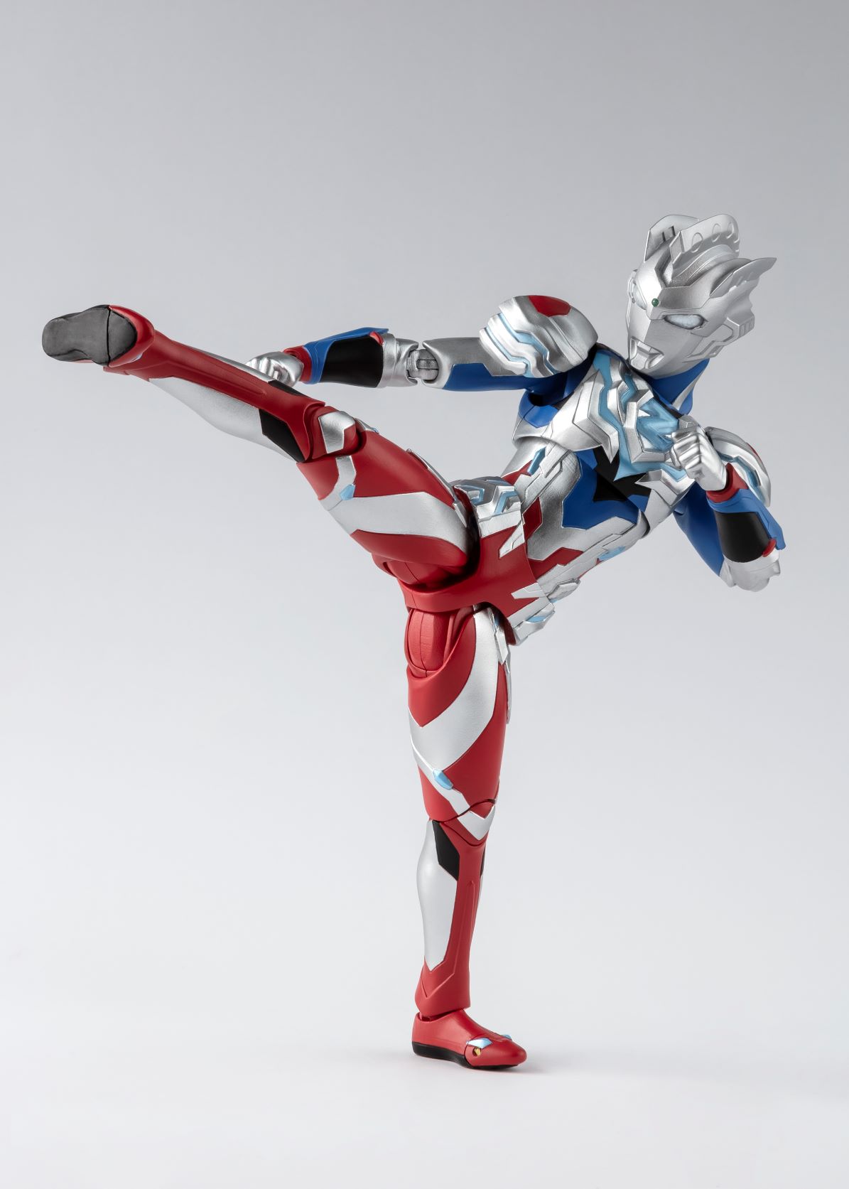 SH Figuarts Ultraman Z Alpha Edge