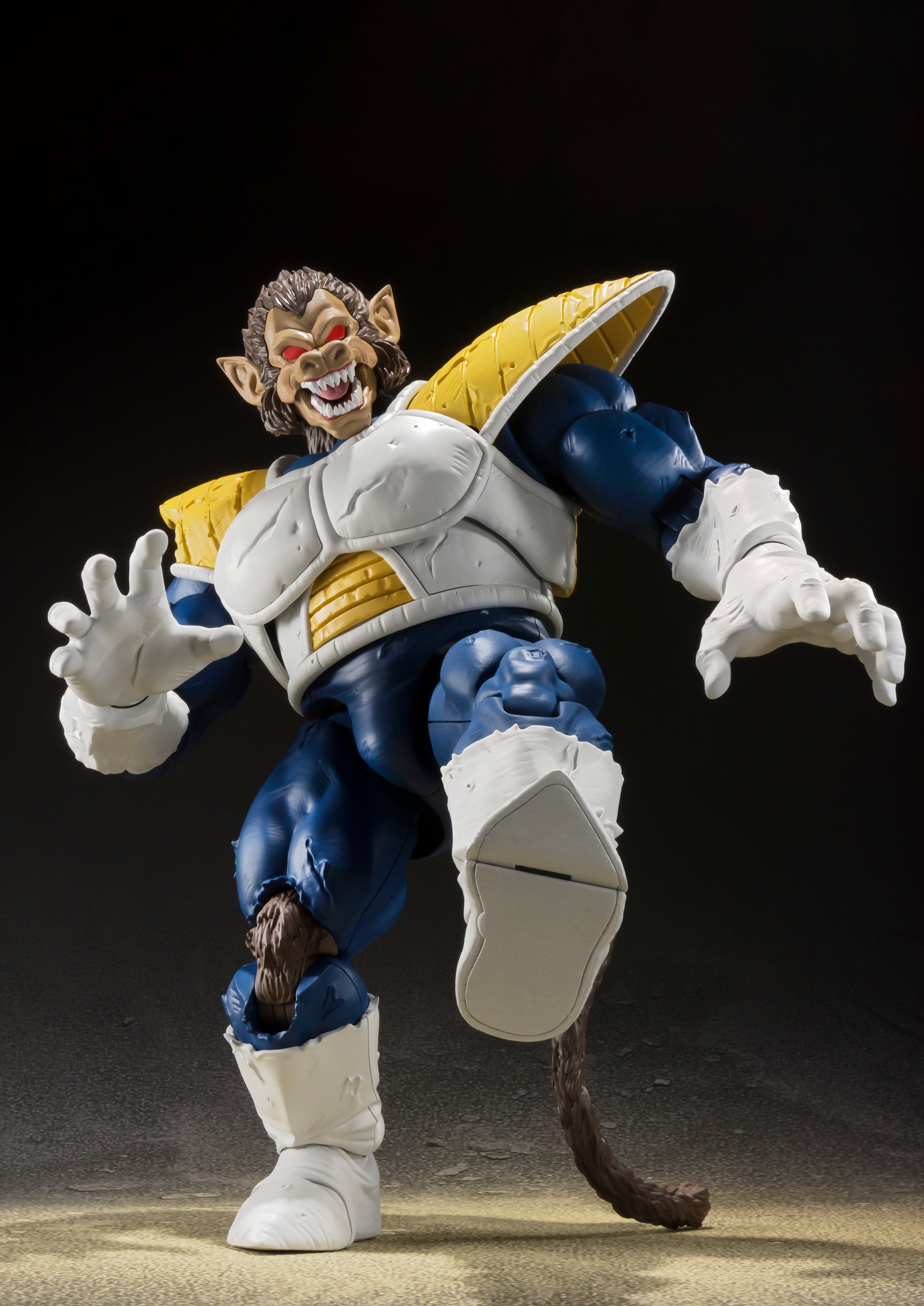 S.H. Figuarts Great Ape Vegeta