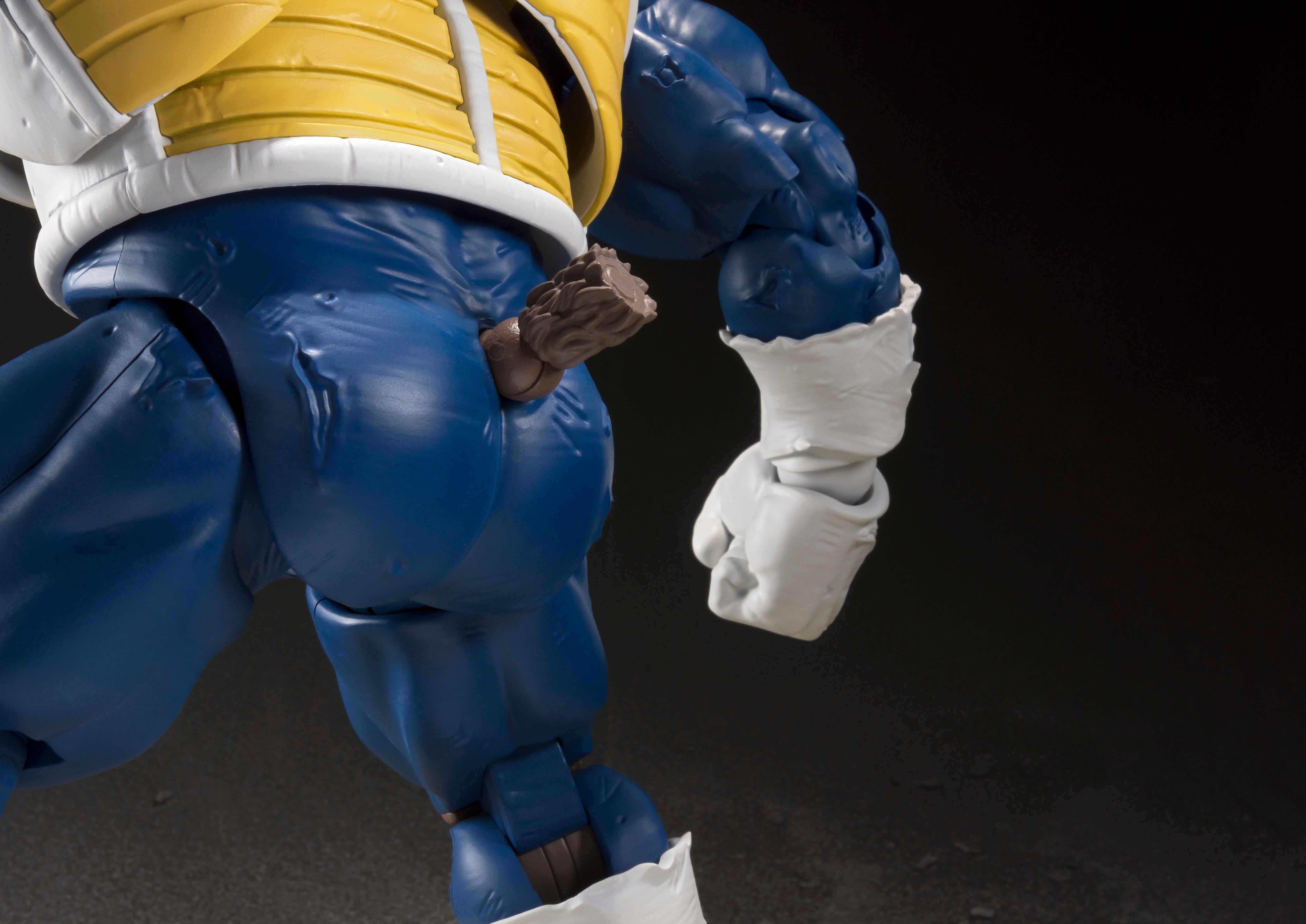 S.H. Figuarts Great Ape Vegeta