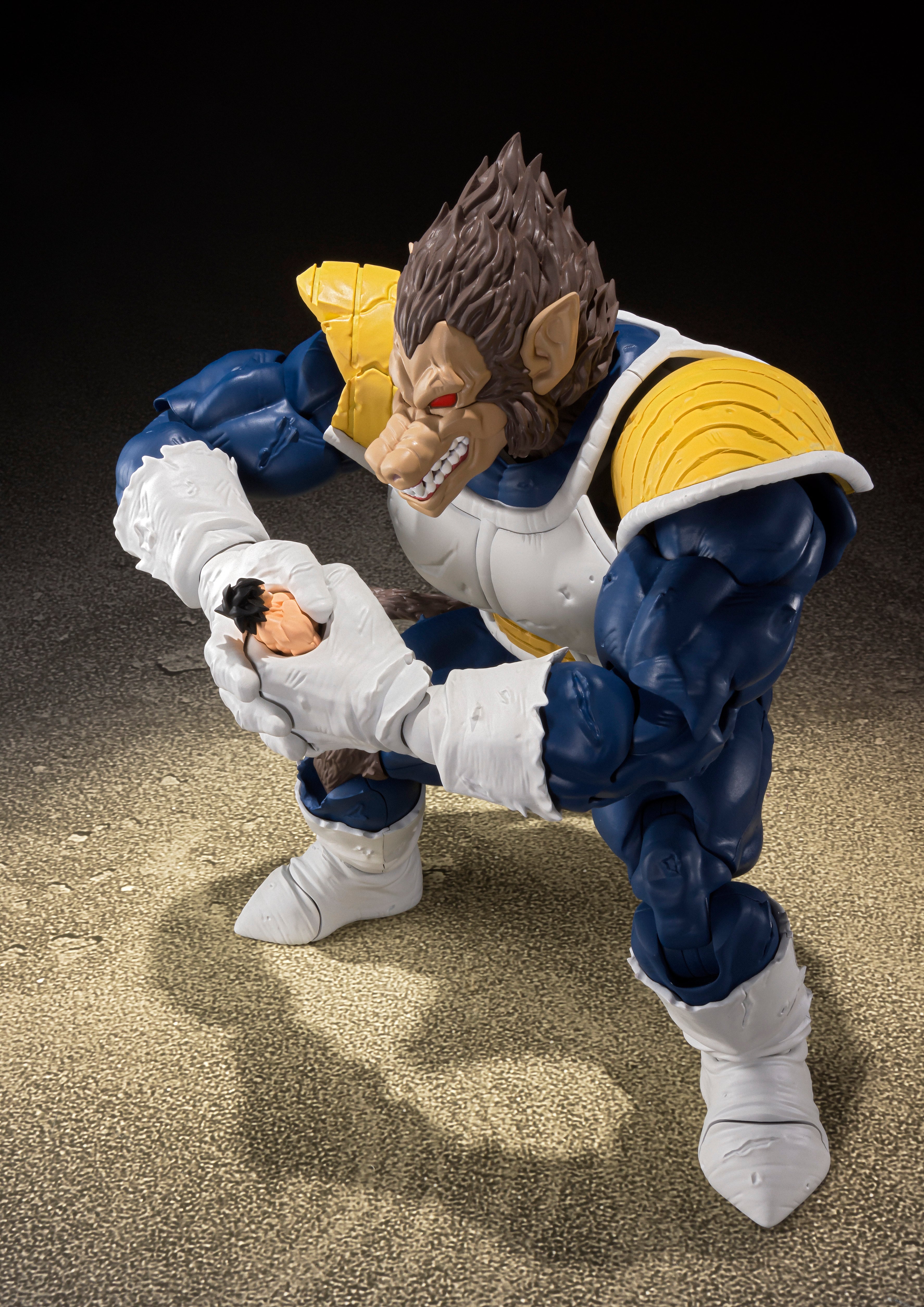 S.H. Figuarts Great Ape Vegeta