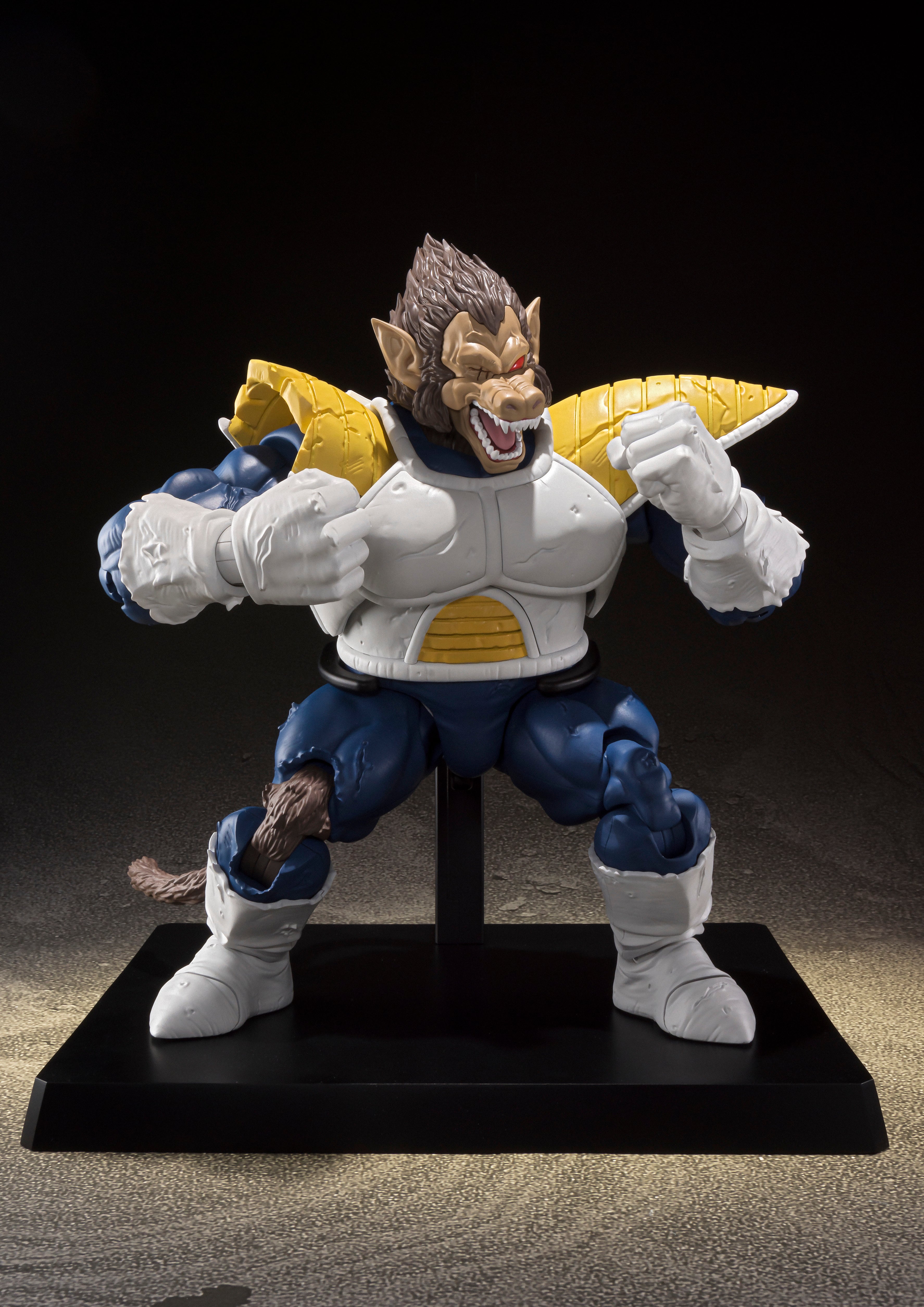 S.H. Figuarts Great Ape Vegeta