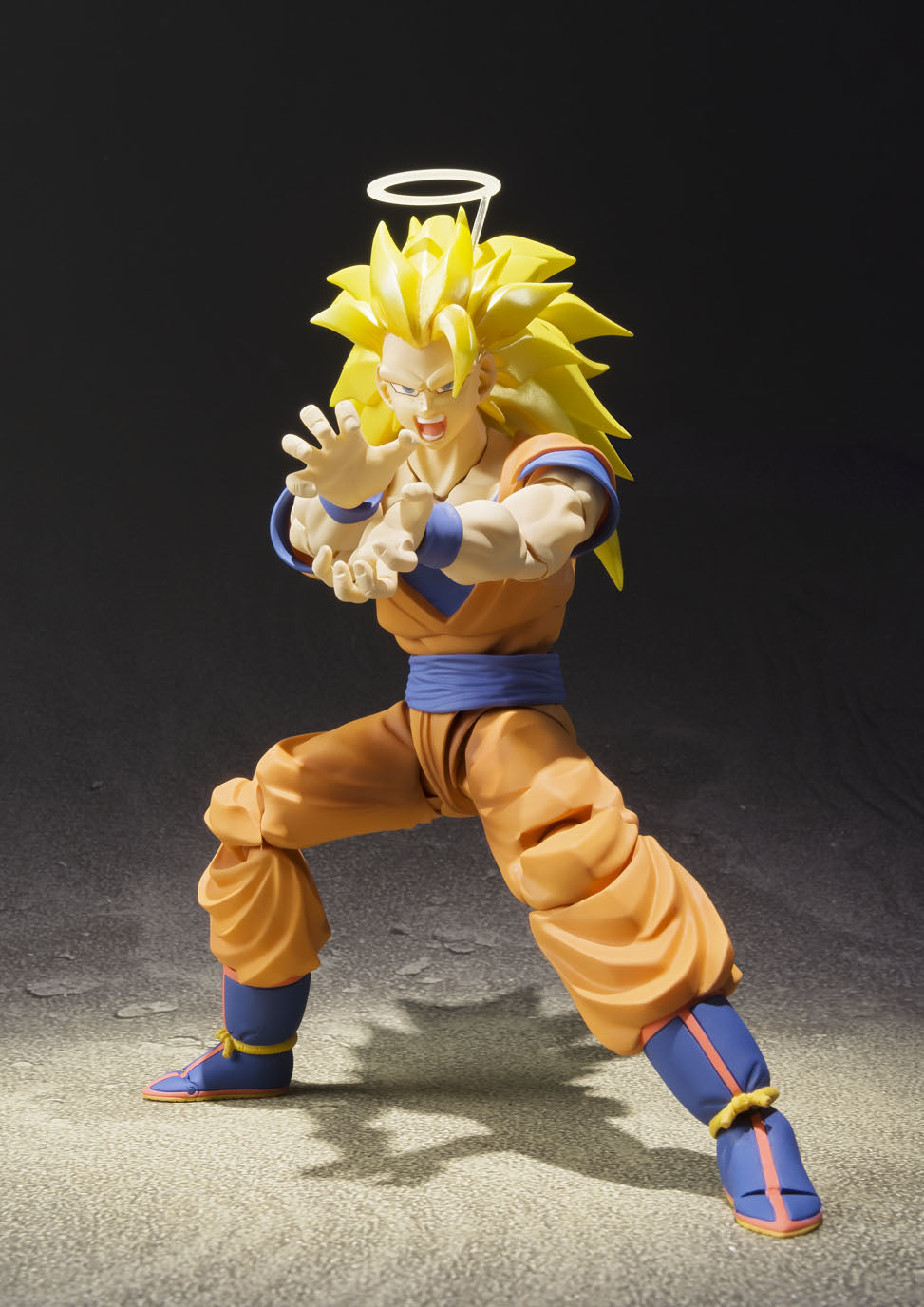 SH Figuarts Super Saiyan 3 Son Goku