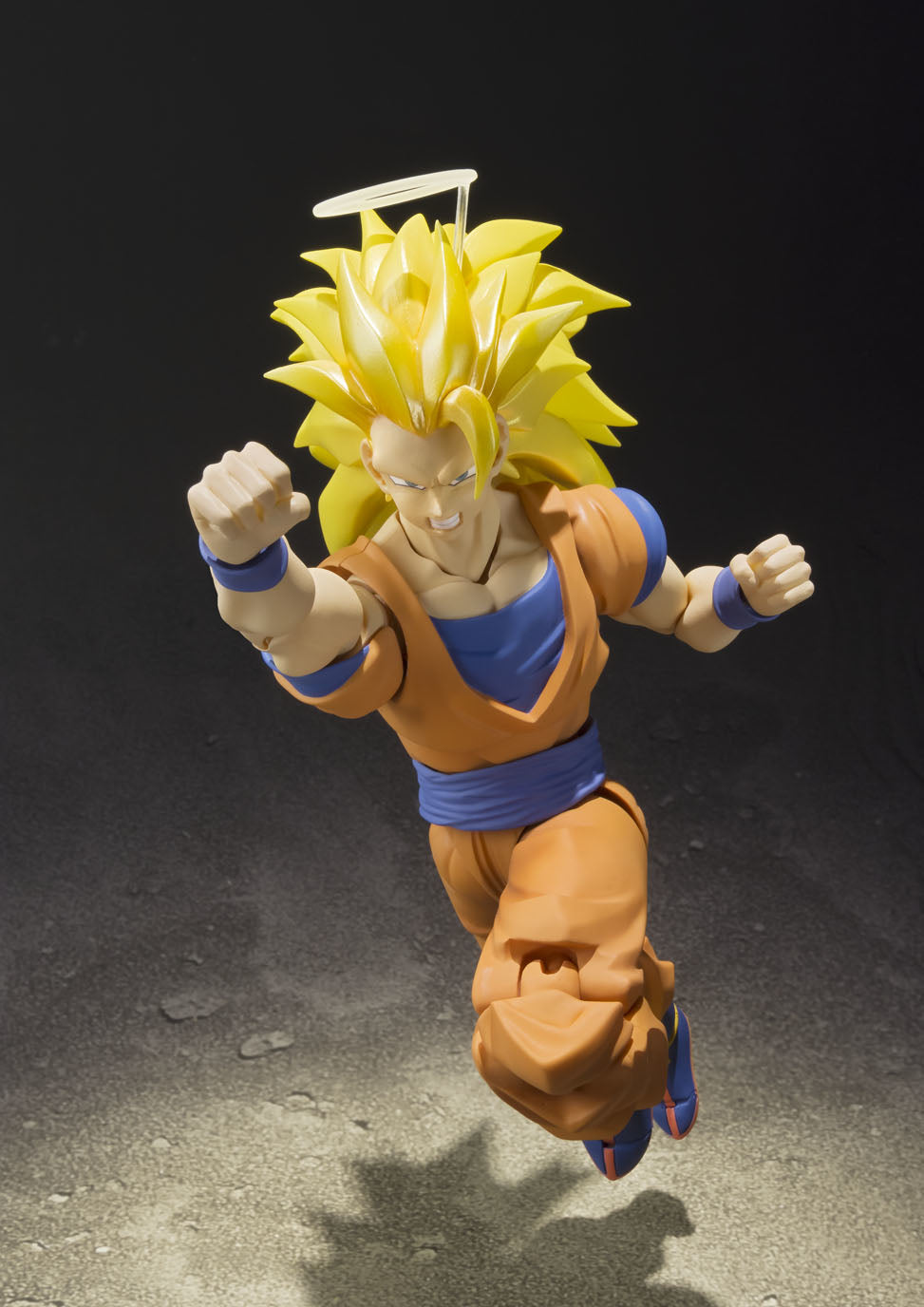 SH Figuarts Super Saiyan 3 Son Goku